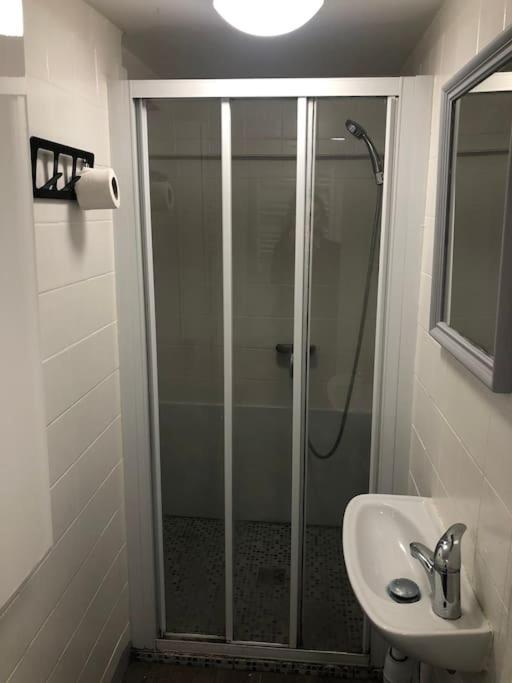 Logement Appartement Bourget Le Bourget Esterno foto
