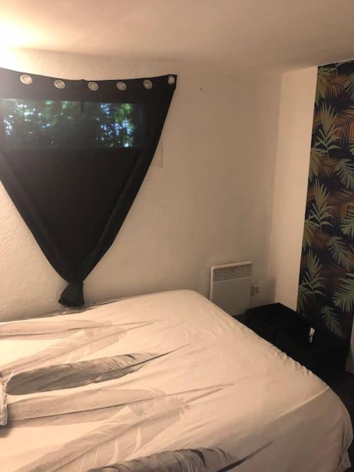 Logement Appartement Bourget Le Bourget Esterno foto